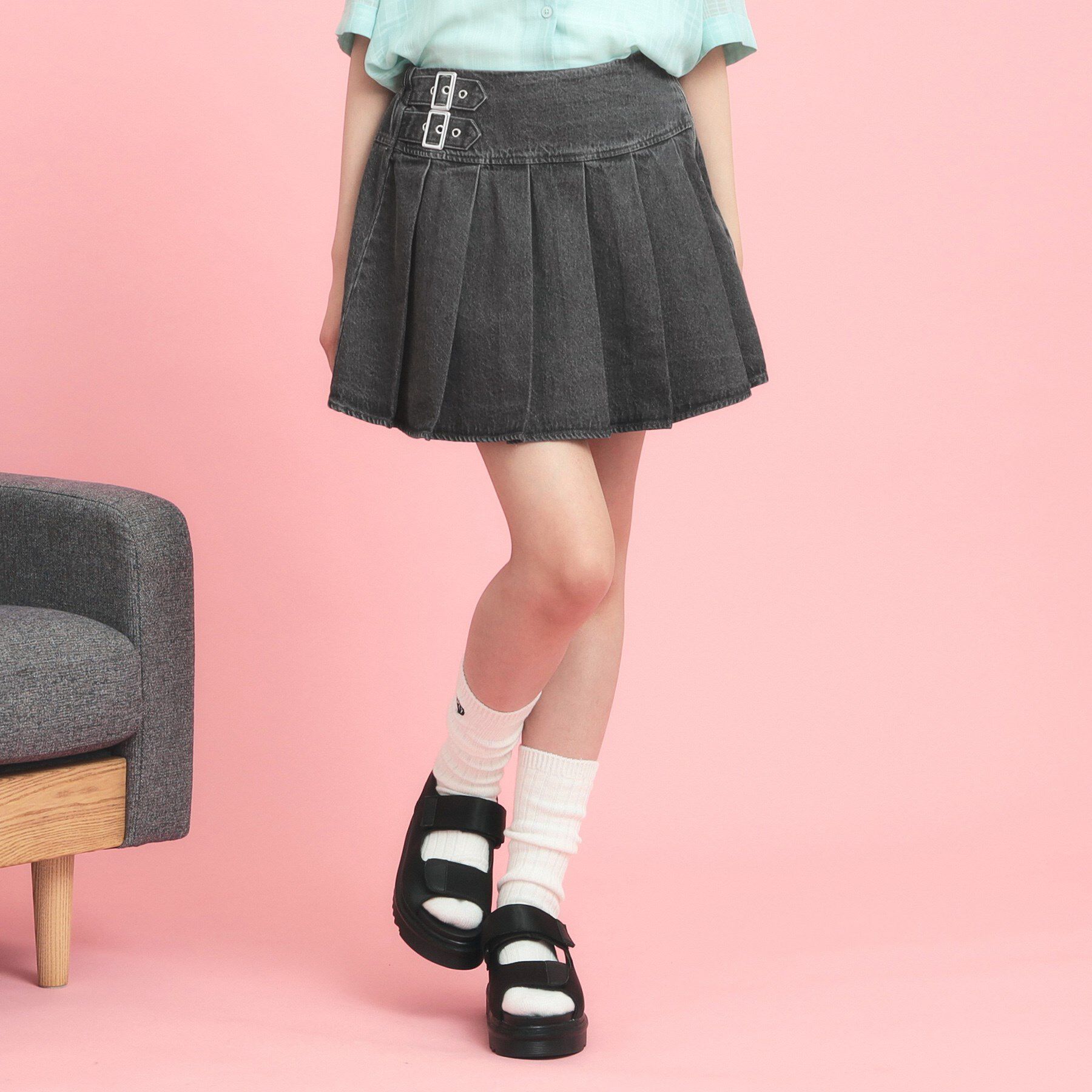 PINK-latte「インパン付きダブルベルト風裾プリーツスカート」|スカート|ブラック(419)