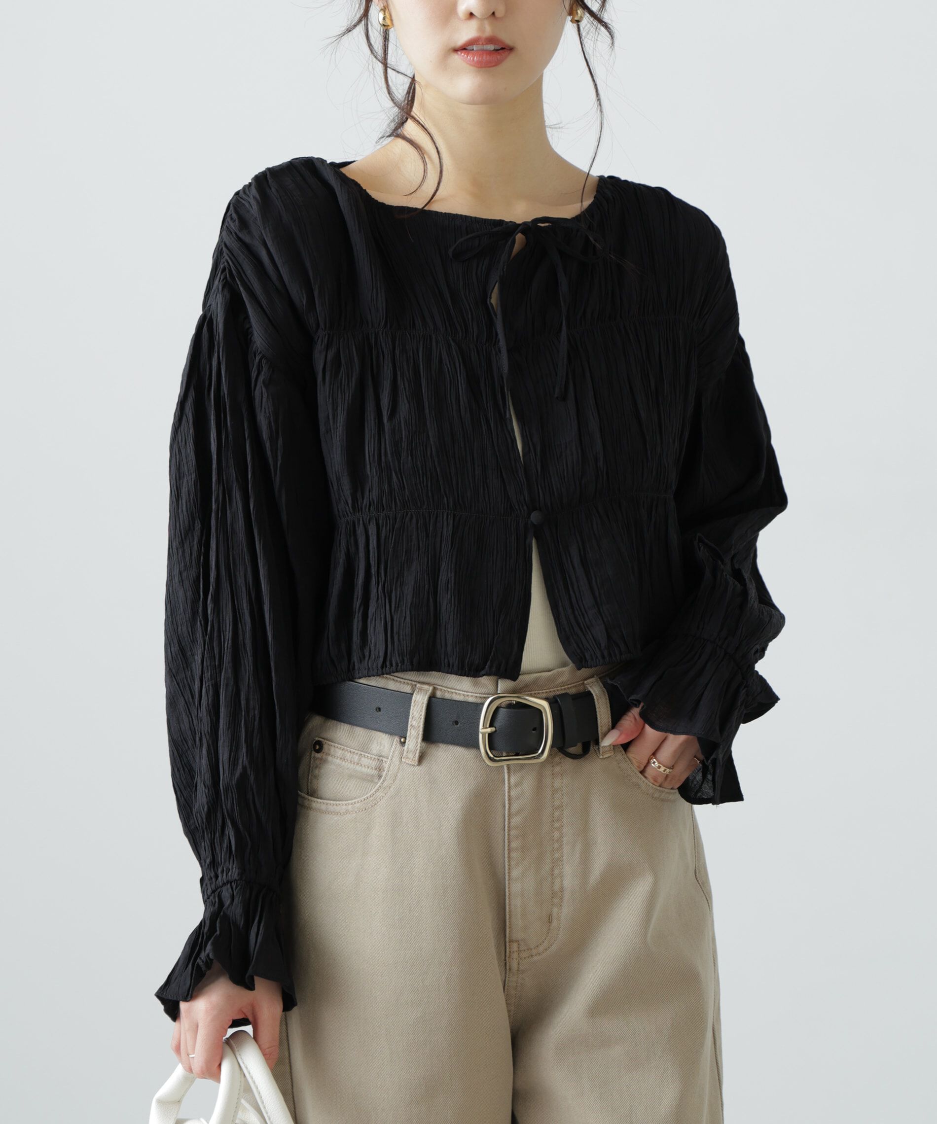  「シアーギャザー前開き短丈ブラウス」|シャツ・ブラウス|ブラック
