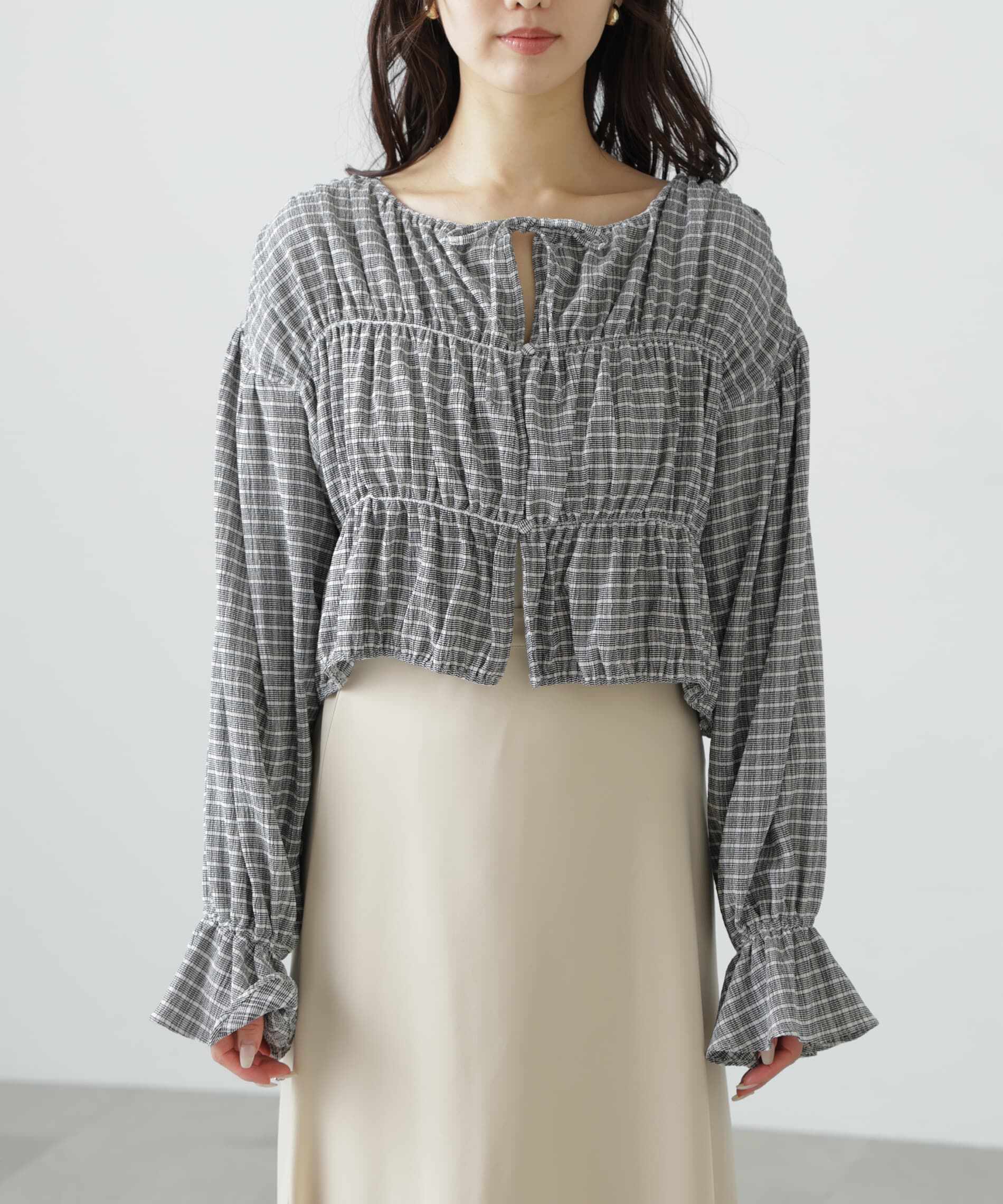  「シアーギャザー前開き短丈ブラウス」|シャツ・ブラウス|