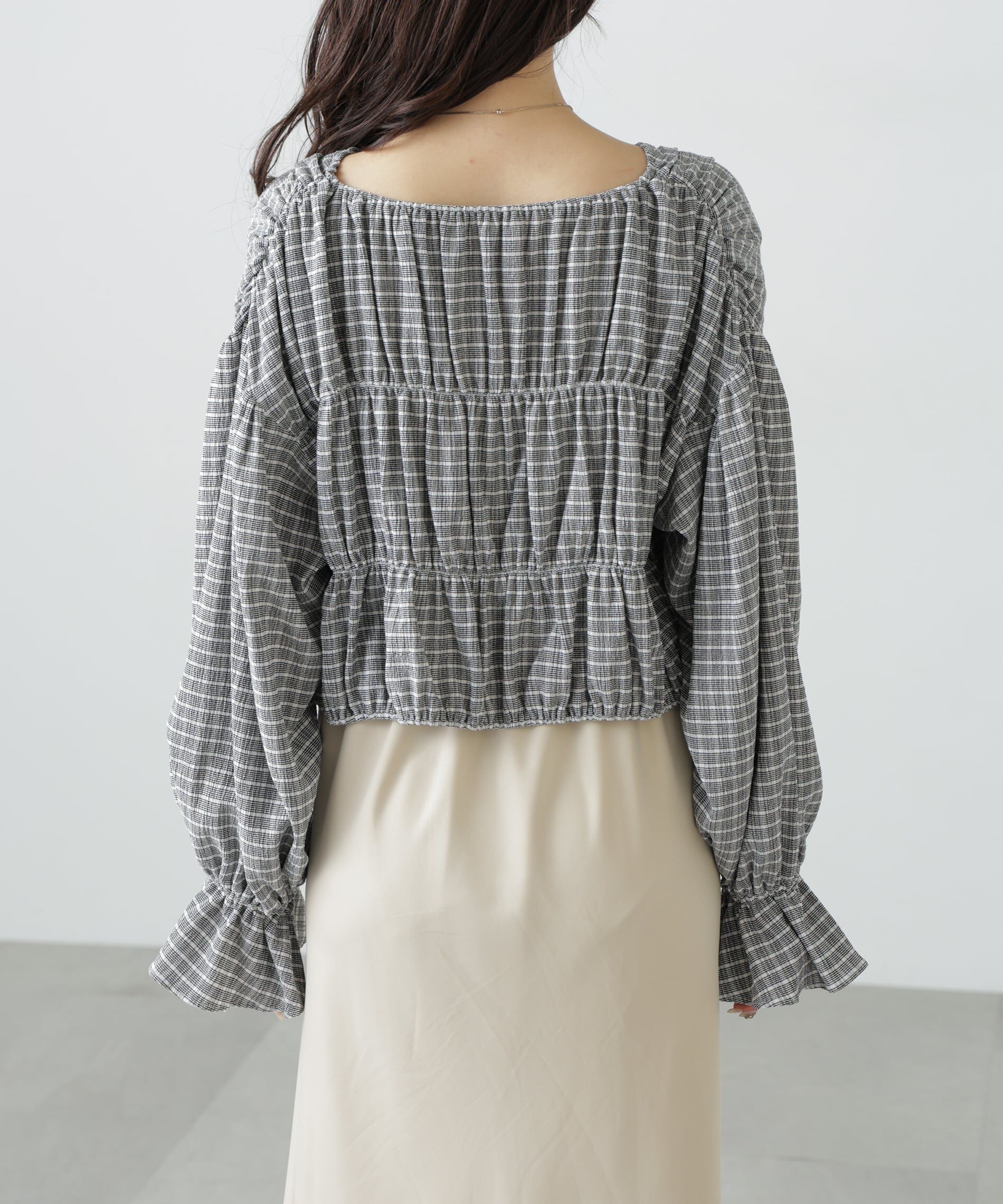  「シアーギャザー前開き短丈ブラウス」|シャツ・ブラウス|