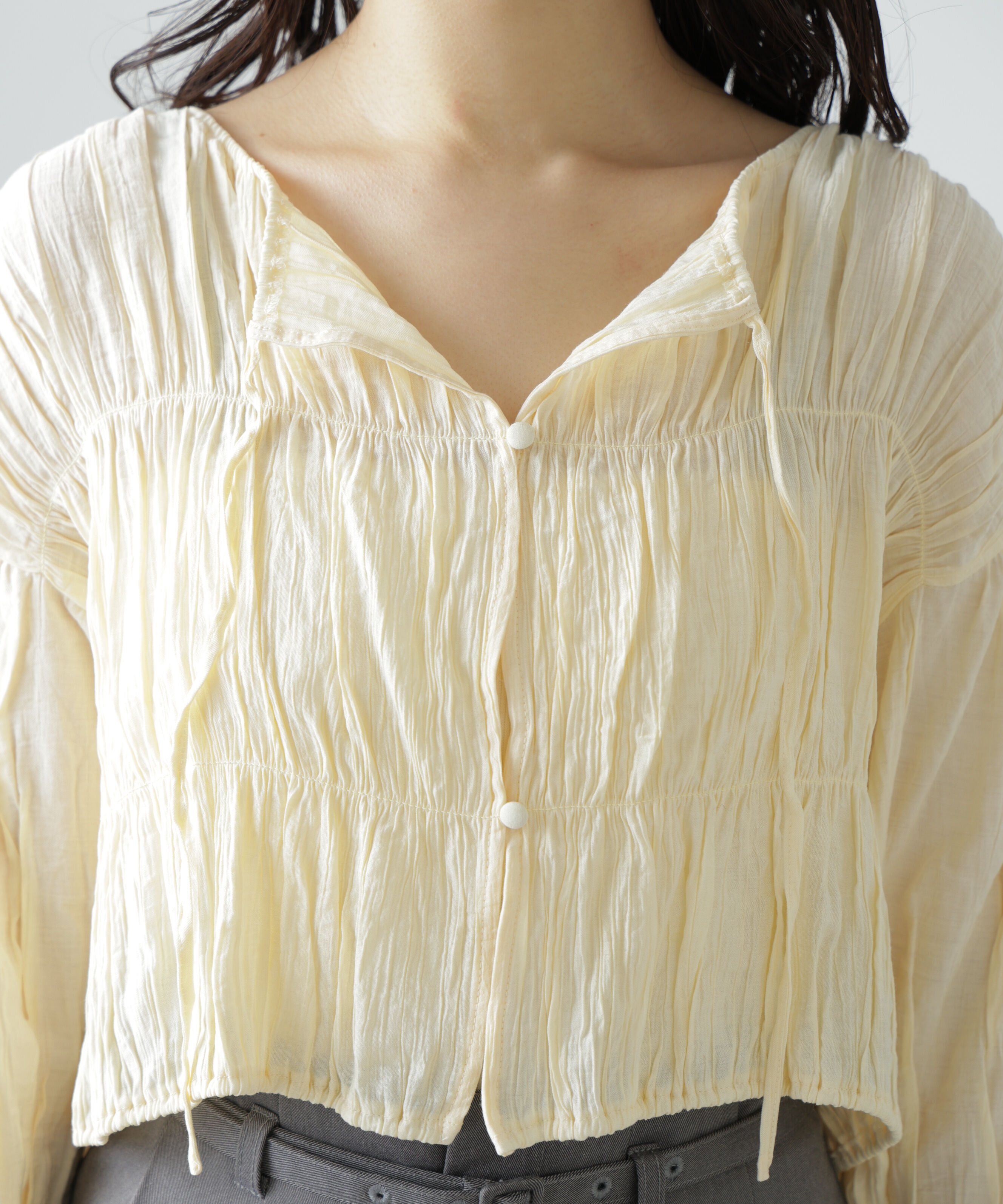  「シアーギャザー前開き短丈ブラウス」|シャツ・ブラウス|