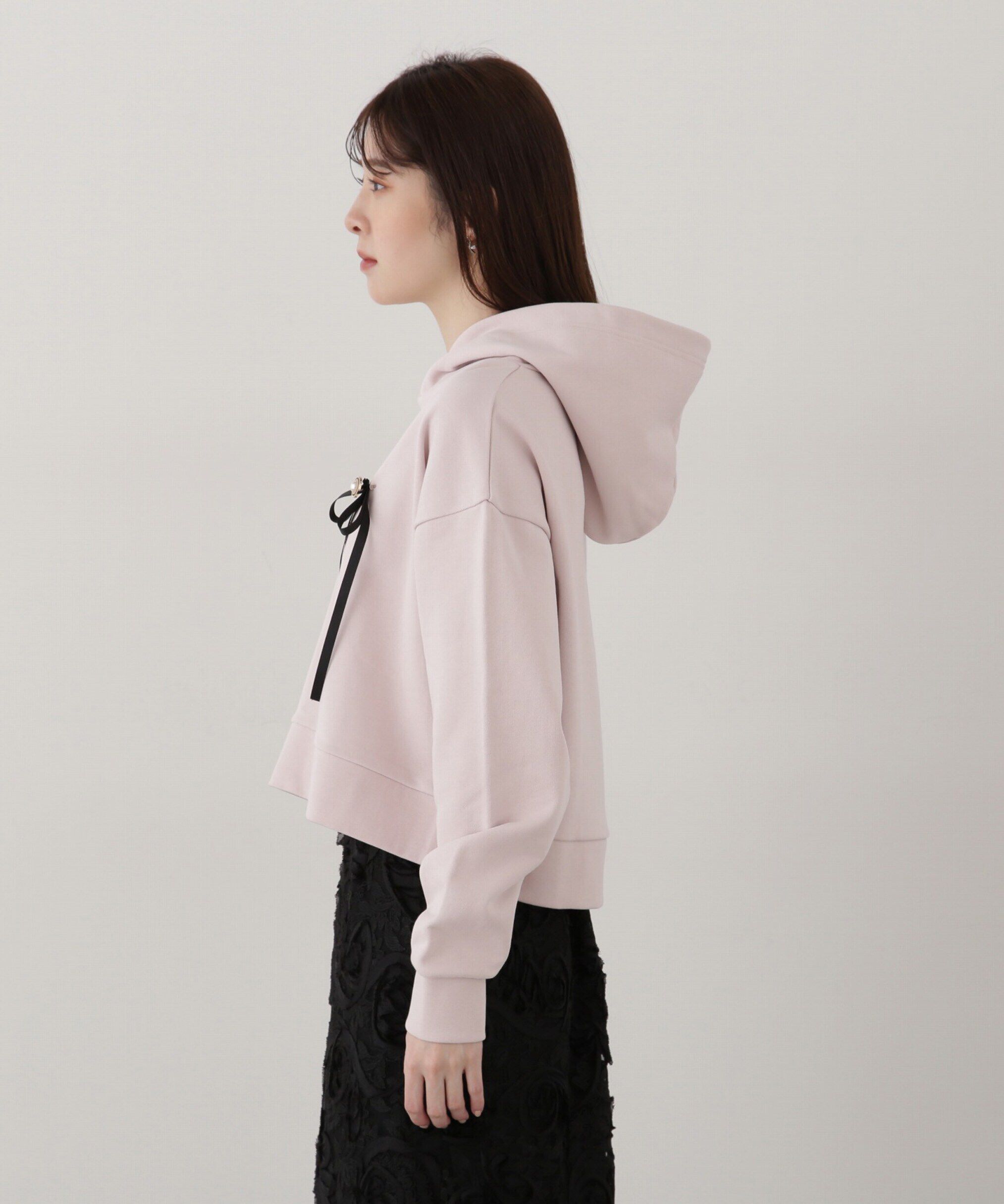 PROPORTION BODY DRESSING「リボンブローチ付きフーディー」|Tシャツ・カットソー|