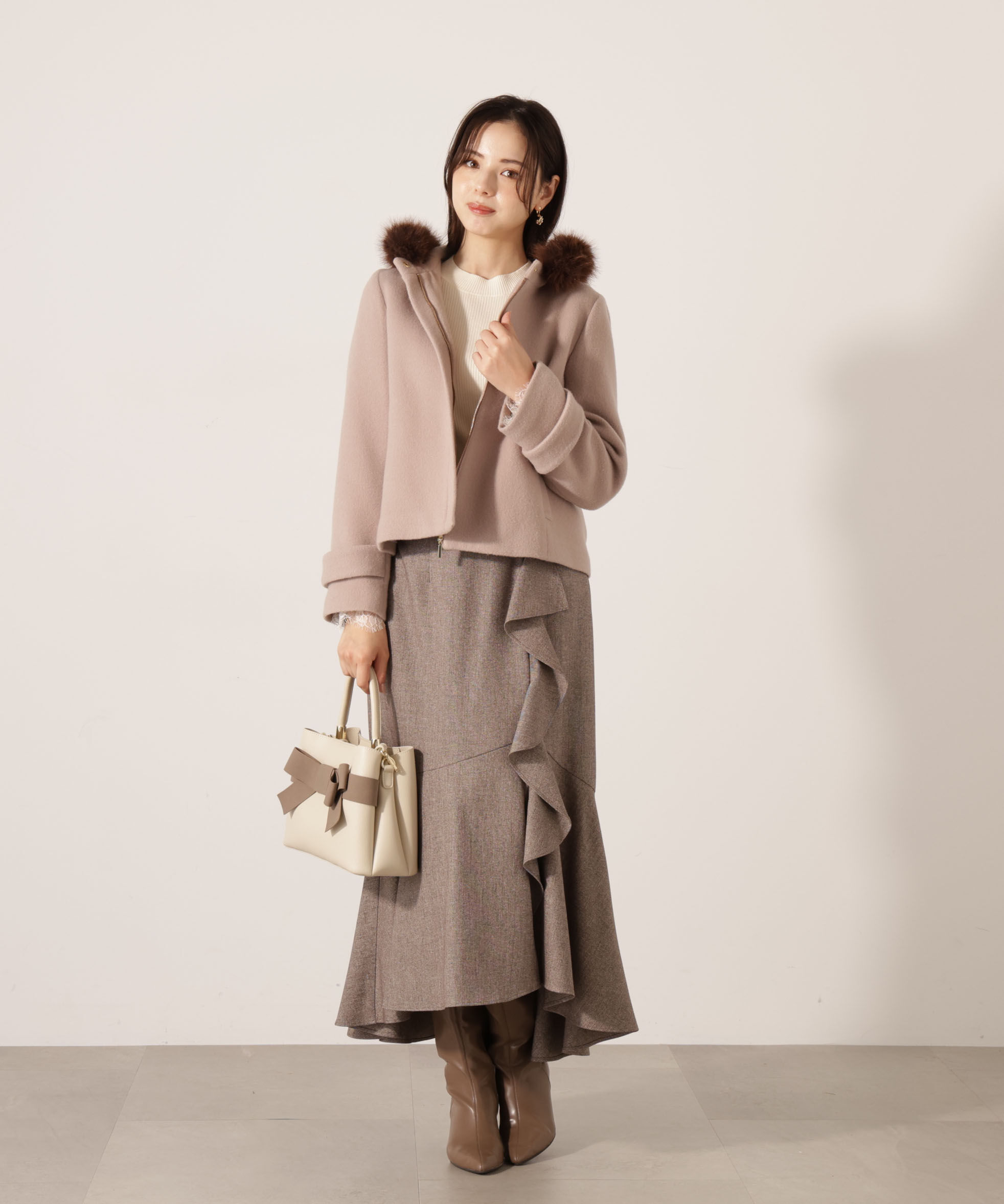 PROPORTION BODY DRESSING「モッサフードフェイクファーショートコート 25AW」|ブルゾン・スタジャン|