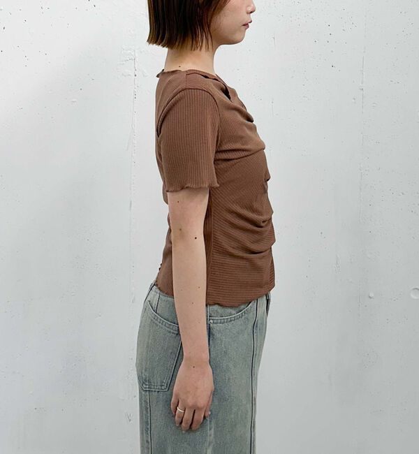 archives「アシメタックボタンカットＴＯＰＳ　５Ｓ」|Tシャツ・カットソー|