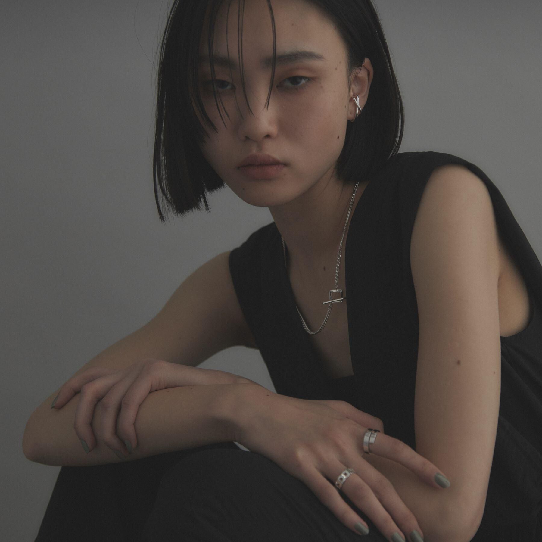 COCOSHNIK ONKITSCH「シルバー フラットカーブチェーンモチーフリング」|リング|