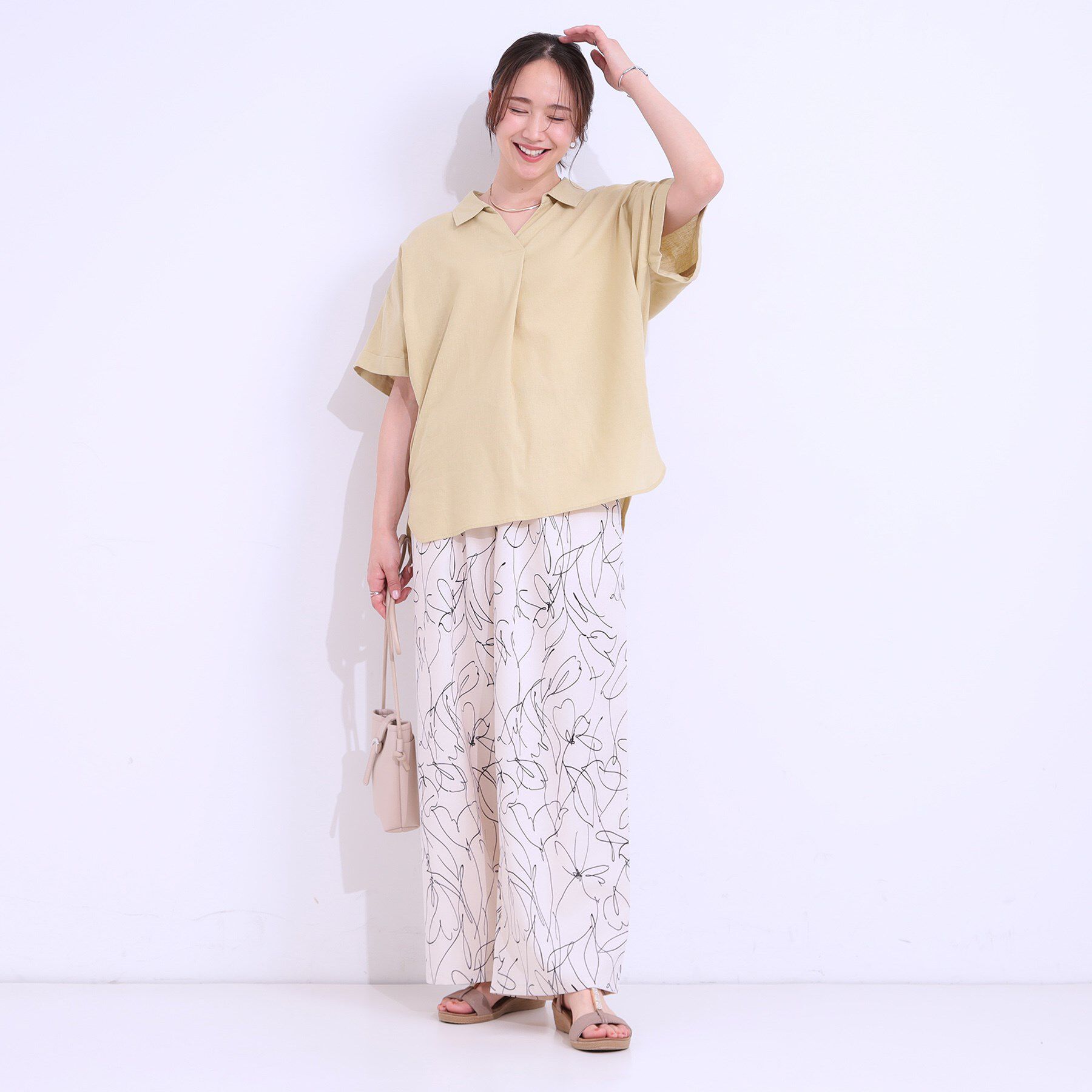 SHOO･LA･RUE「【S-LL/UV/接触冷感/抗菌防臭】体型を自然にカバー フレンチリネンブレンド襟付ドルマンシャツ」|シャツ・ブラウス|