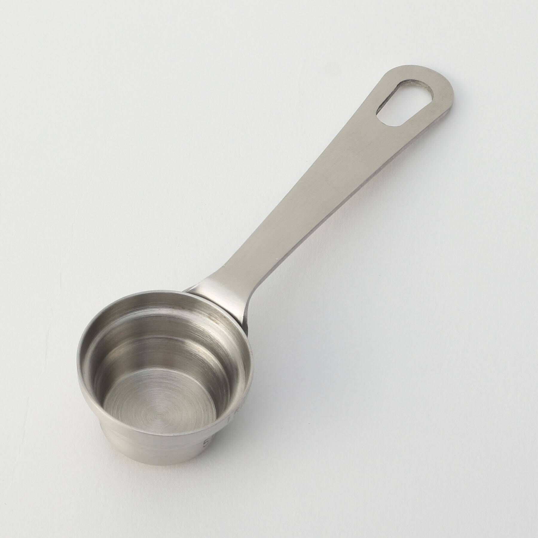 212 KITCHEN STORE「レベルメジャーリングカップ 15ml」|食器・キッチングッズ|シルバー(879)