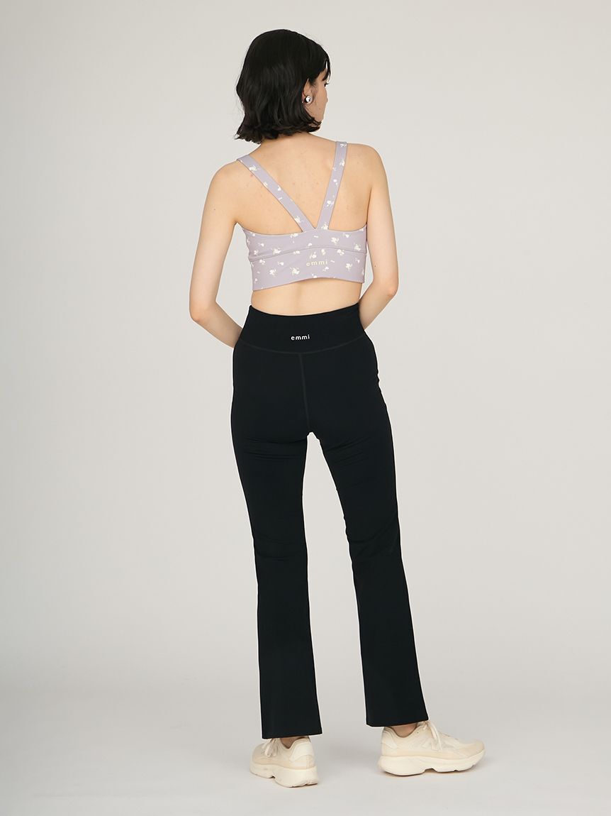 emmi yoga「ディフォームフラワーブラトップ」|キャミソール|