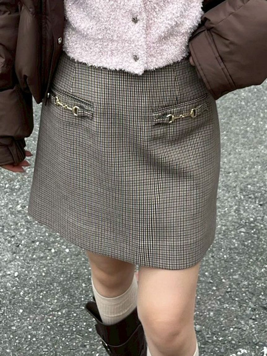 LILY BROWN「フロントビットデザインミニスカート(Hearts2Hearts着用)」|スカート|