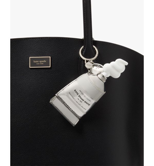kate spade new york「スクイーズ シャイニー メタリック ペイント チューブ キー フォブ」|チャーム・キーホルダー|