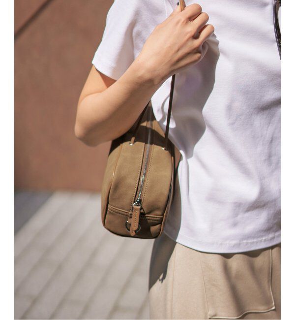 IENA「＆MyuQ/アンドミューク KAKU ショルダーバッグ」|ショルダー・メッセンジャー|