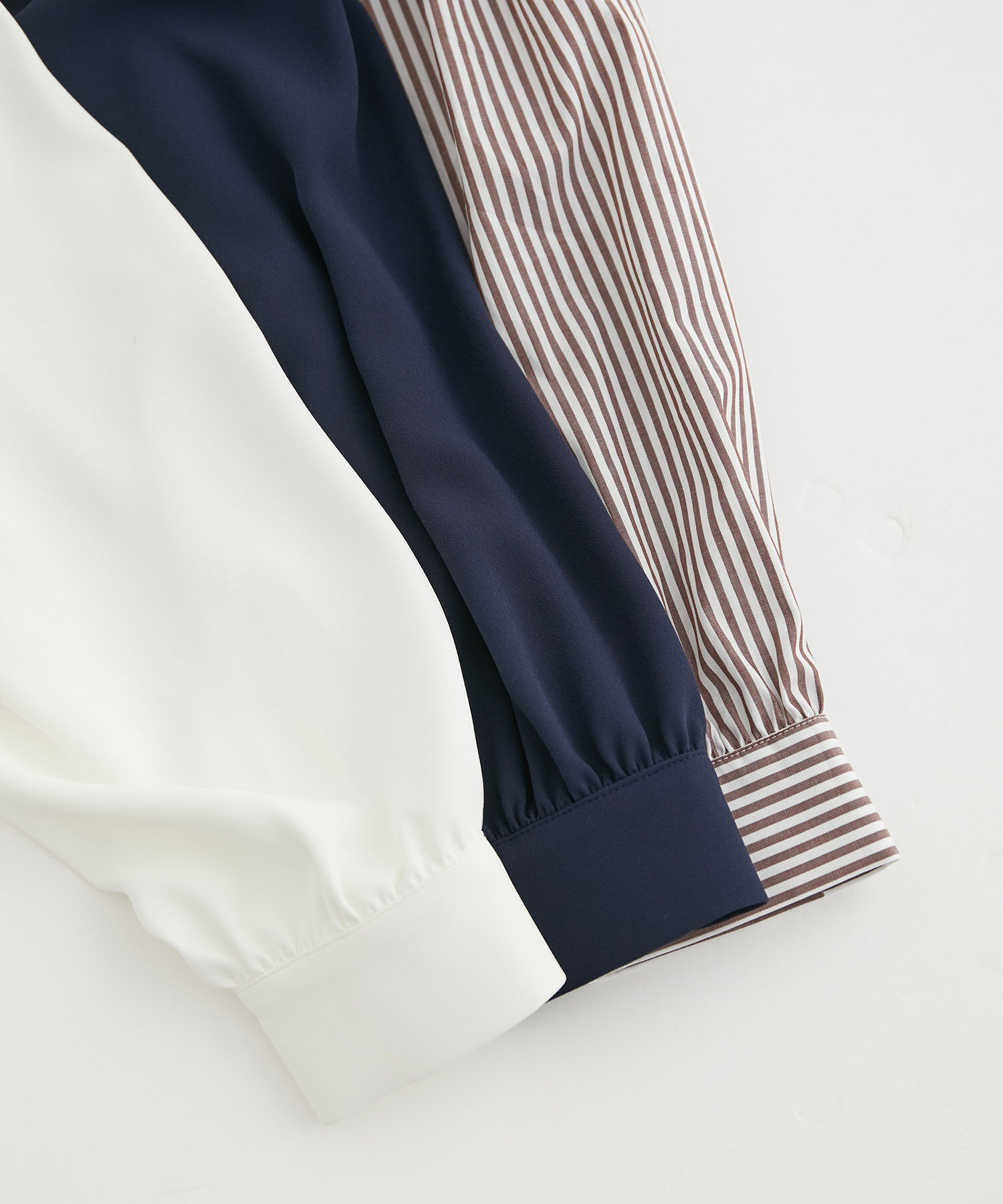 VIS「【洗える】KAMAKURA SHIRTコラボレーションフリルボウタイブラウス」|シャツ・ブラウス|