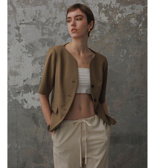 ADAM ET ROPE'「【EMOELLE】スリットネックハーフスリーブジャケット」|ノーカラージャケット|オリーブ(37)