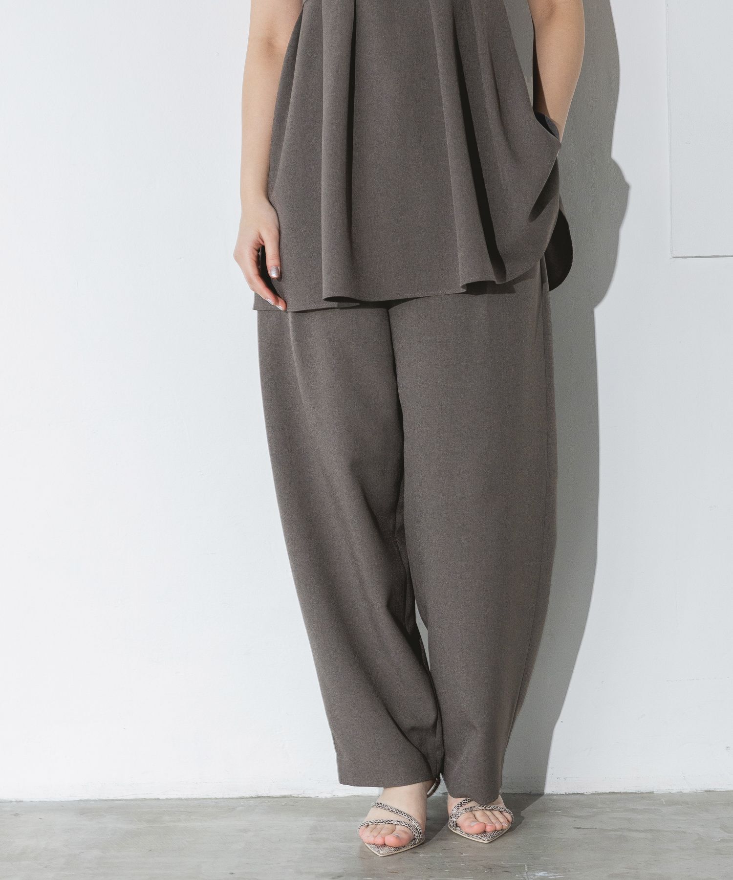 A part by 「【セットアップ対応】リネンライクカーブパンツ」|その他|チャコールグレー