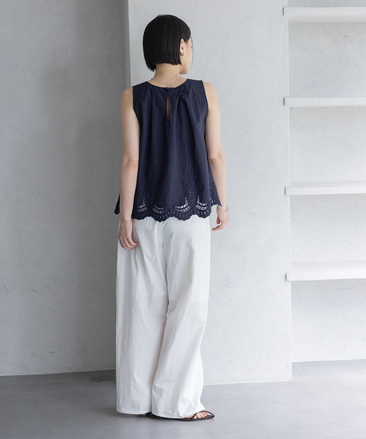 A part by 「カットワークヘムブラウス」|シャツ・ブラウス|