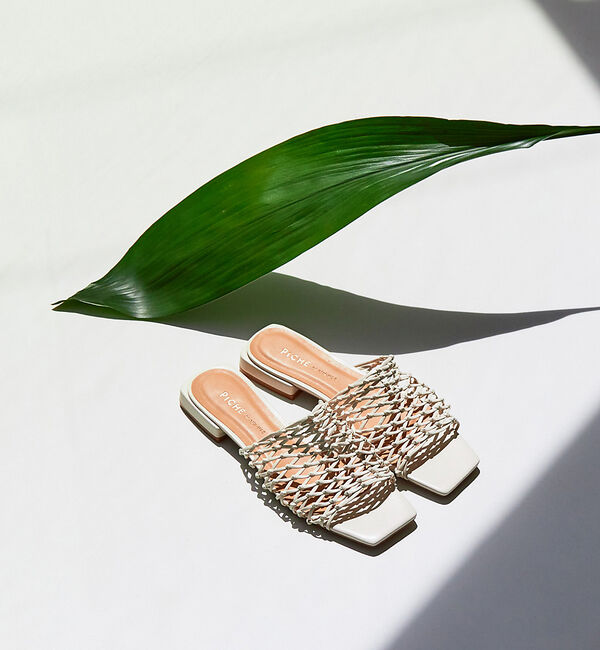 AU BANNISTER「エコレザーメッシュフラットサンダル」|サンダル|アイボリー