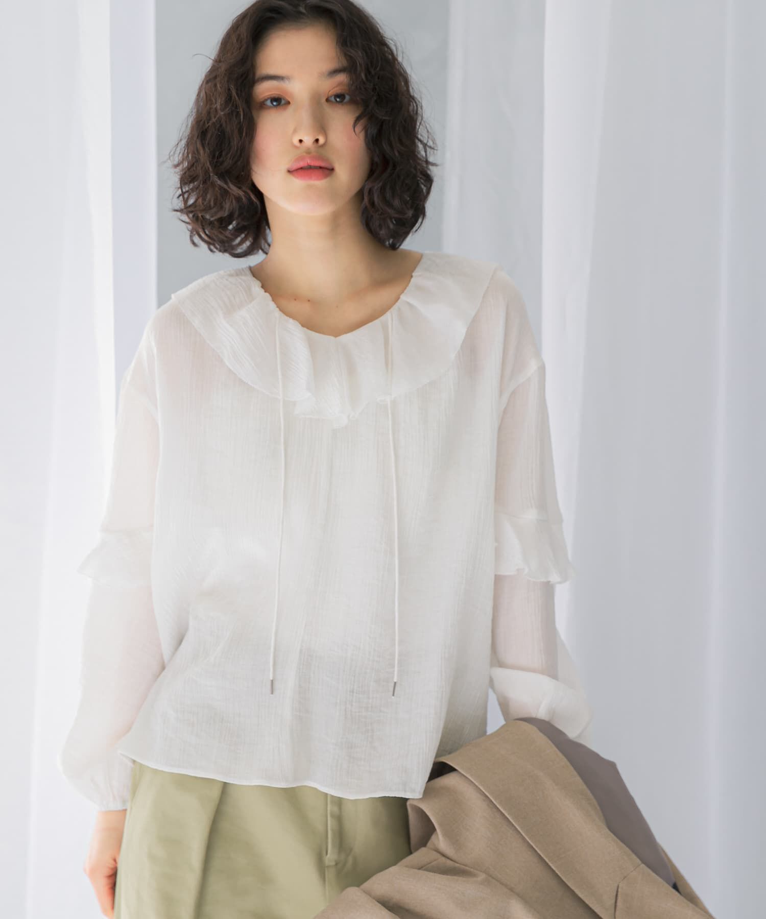 URBAN RESEARCH ROSSO「『WEB/一部店舗限定カラー』楊柳フリルブラウス」|シャツ・ブラウス|