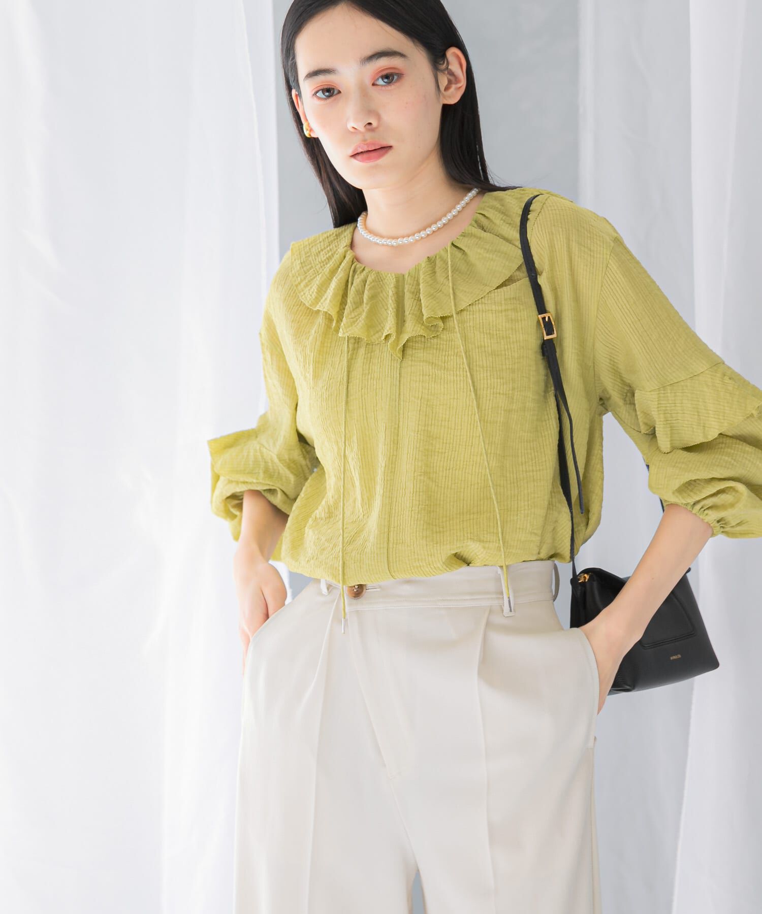 URBAN RESEARCH ROSSO「『WEB/一部店舗限定カラー』楊柳フリルブラウス」|シャツ・ブラウス|