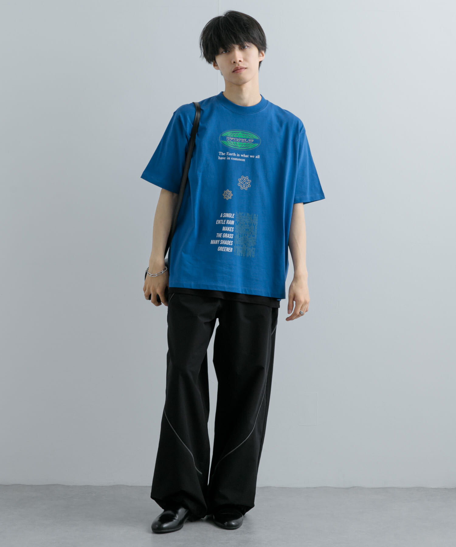 SENSE OF PLACE by URBAN RESEARCH「ロゴグラフィックTシャツ(5分袖) A」|Tシャツ・カットソー|