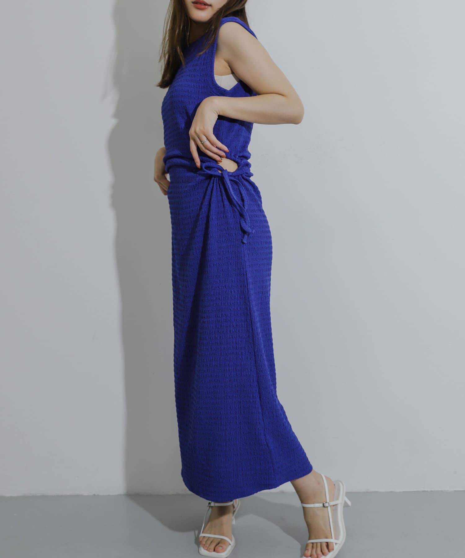 SENSE OF PLACE by URBAN RESEARCH「サイドホールジャガードカットワンピース」|ワンピース|