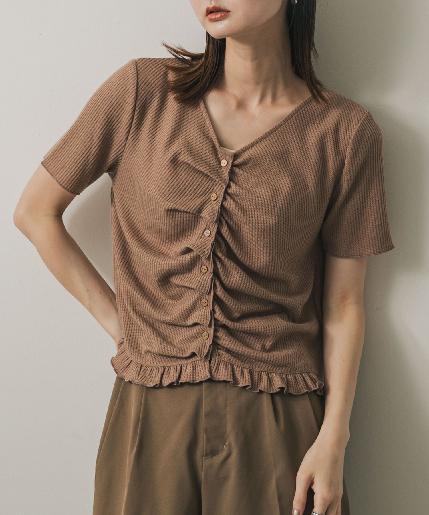 SENSE OF PLACE by URBAN RESEARCH「フロントタックフリルトップ」|Tシャツ・カットソー|ベージュ