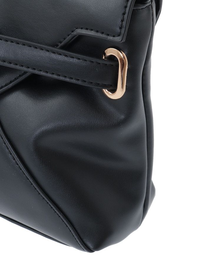 YECCA VECCA「ベルトデザインチェーンバッグ」|ショルダー・メッセンジャー|