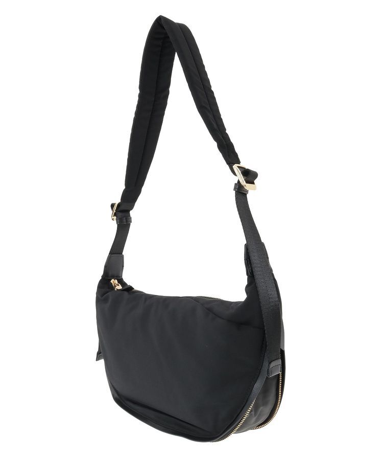 YECCA VECCA「story.ハーフムーンクロスボディ」|ショルダー・メッセンジャー|