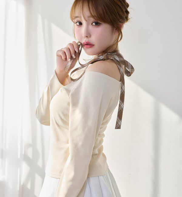  「リボンタイ／ワンショルカットトップス」|プルオーバー|アイボリー