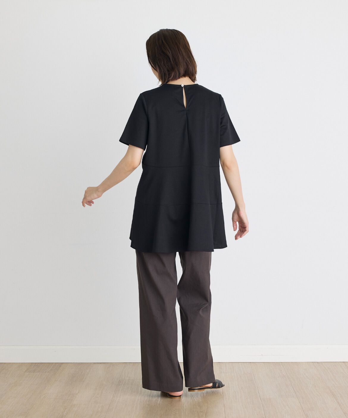 INED「《大きいサイズ》切り替えAラインTシャツ」|Tシャツ・カットソー|