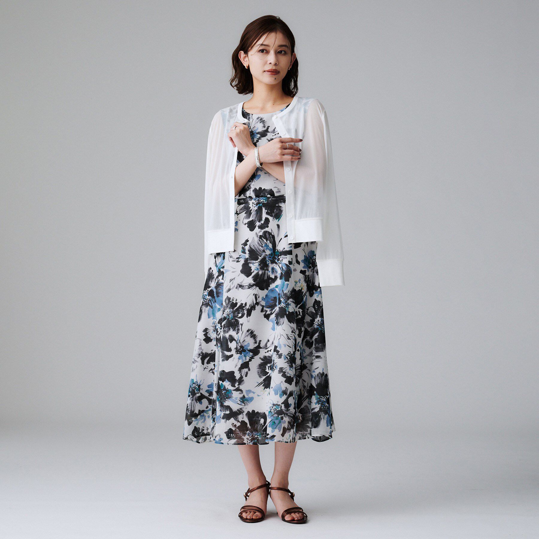 UNTITLED「【シアー/エレガント/花柄/夏ワンピ】ペイントフラワーワンピース」|ワンピース|