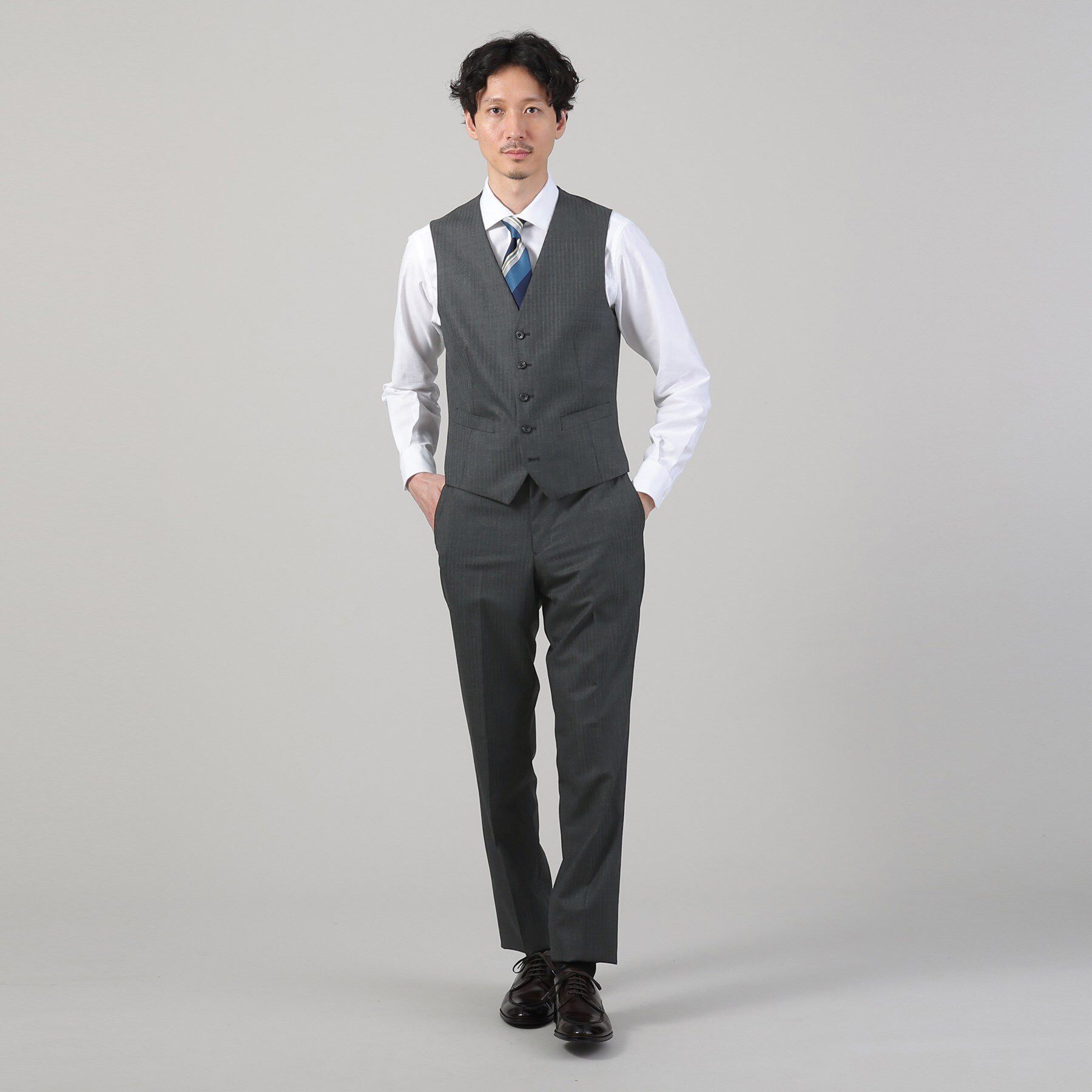 TAKEO KIKUCHI「【Sサイズ～】シャイニーヘリンボンストライプ ベスト」|スーツ|