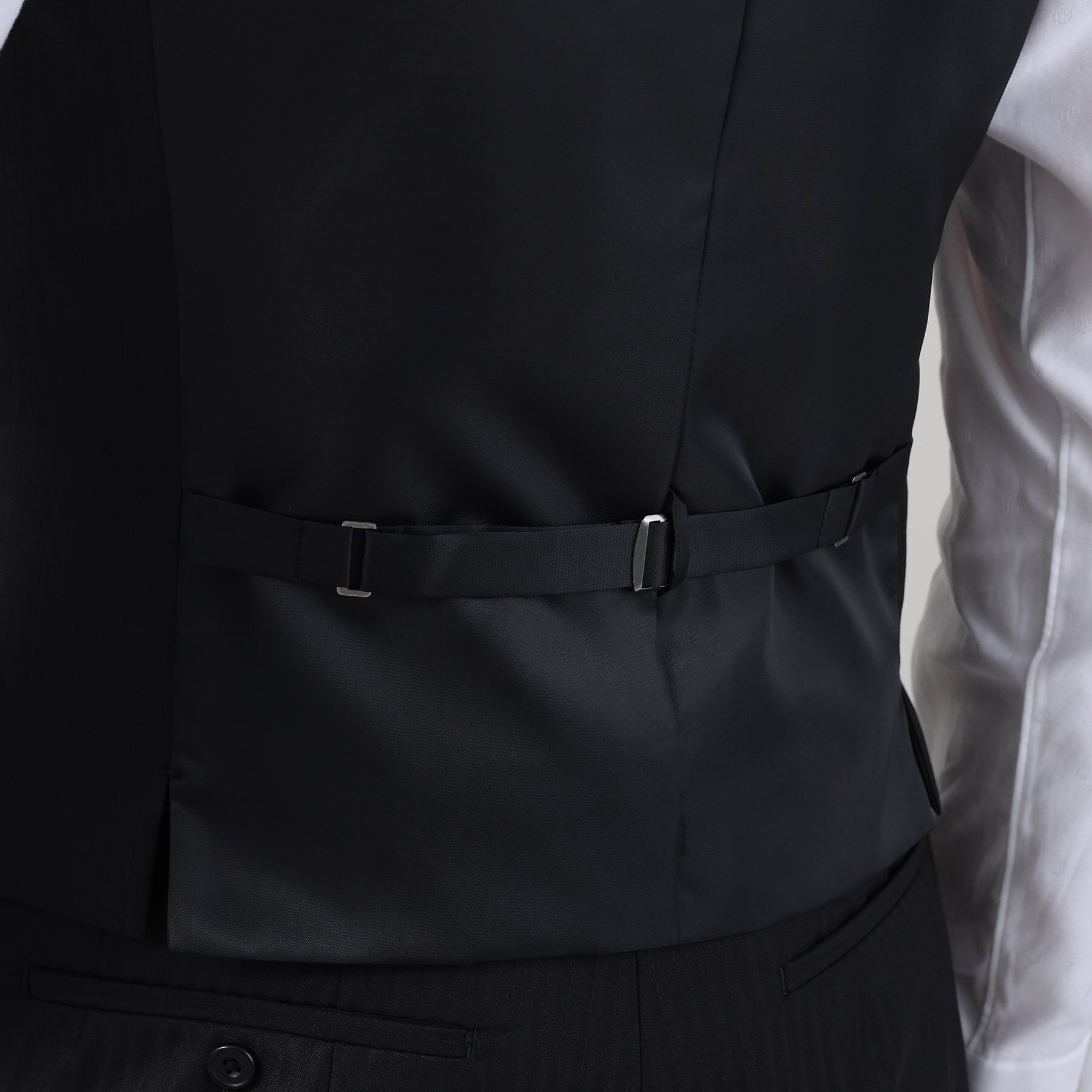 TAKEO KIKUCHI「【Sサイズ～】シャイニーヘリンボンストライプ ベスト」|スーツ|