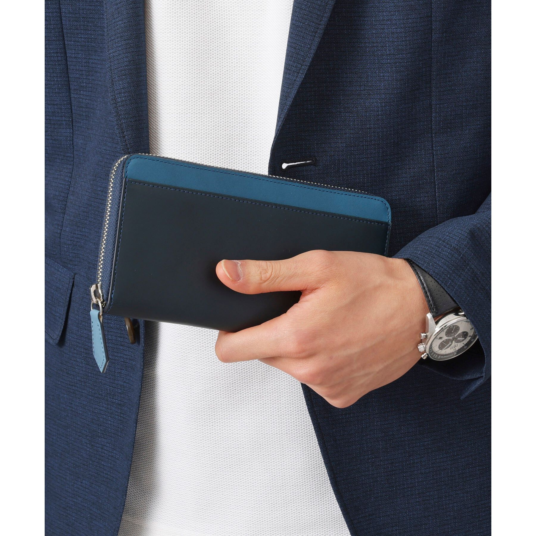 TAKEO KIKUCHI「アンティーク調レザー ラウンドファスナー 長財布」|財布|