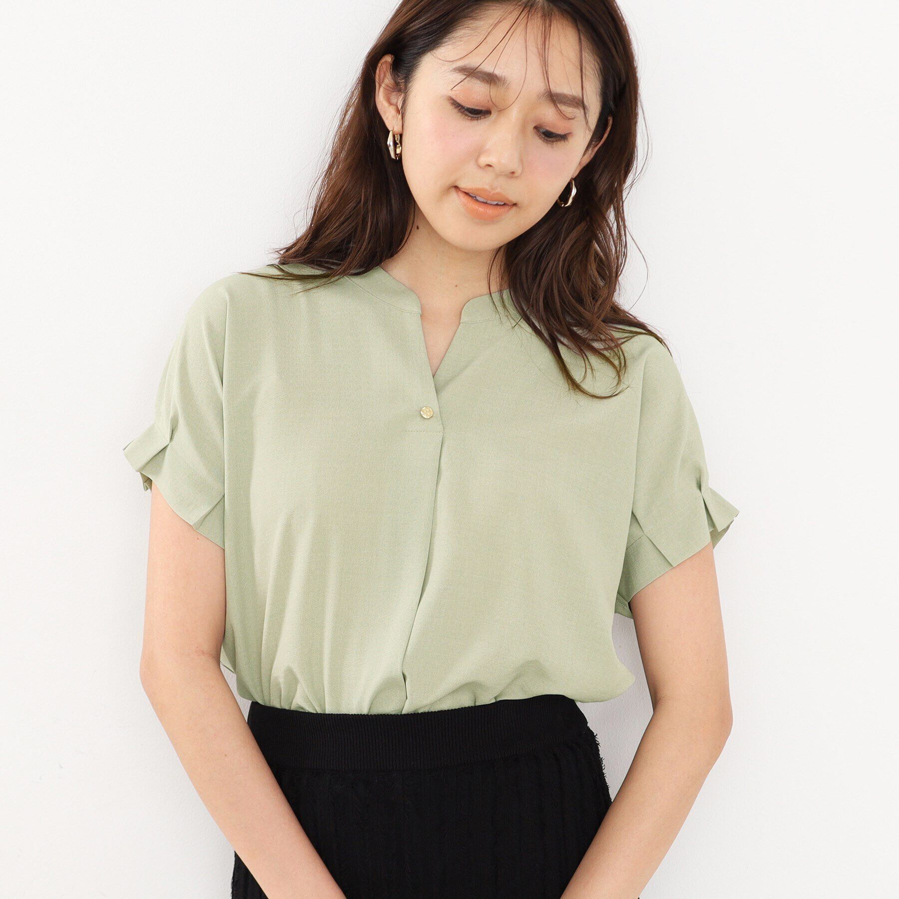 index「《7color/S-LLsize》バックシャンスキッパーブラウス【洗濯機洗い可/吸水速乾/防シワ/抗」|シャツ・ブラウス|