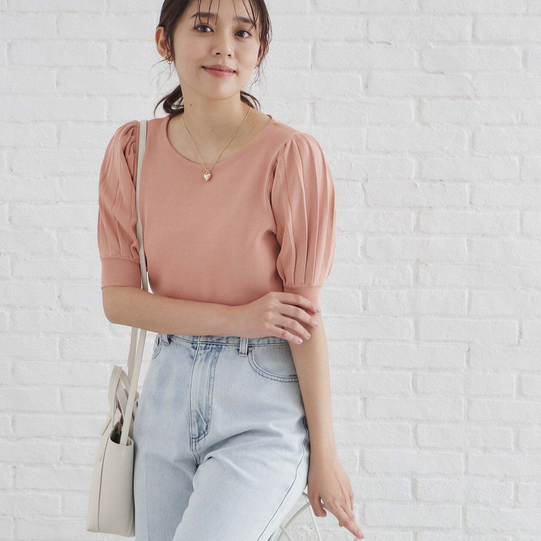 index「《S-LLsize/6color》ドライタッチ プリーツスリーブニット【洗濯機洗い可/抗ピル/接触冷」|ニット・セーター|オレンジ(065)