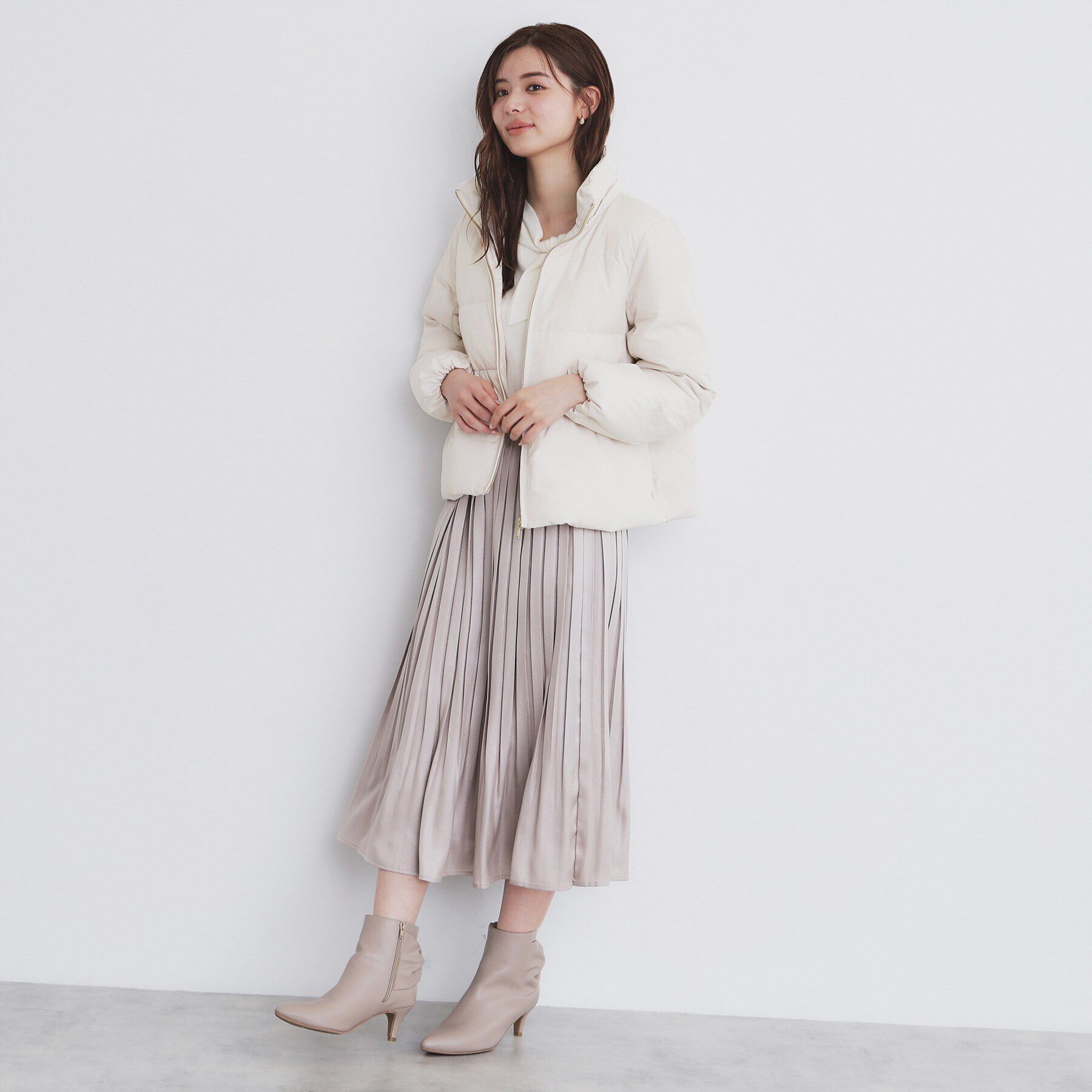 index「河田ダウン ライトペプラムコート【洗濯機洗い可/撥水/静電気防止裏地】」|ダウン|