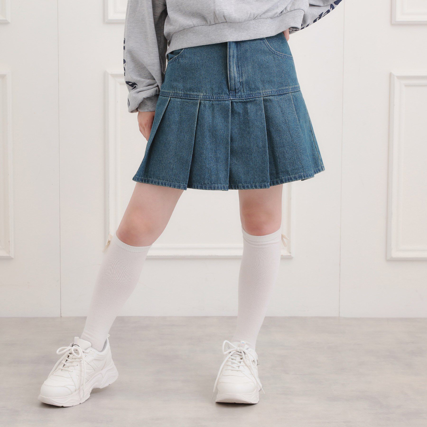 PINK-latte「デニム裾プリーツスカート」|スカート|ブルー(493)