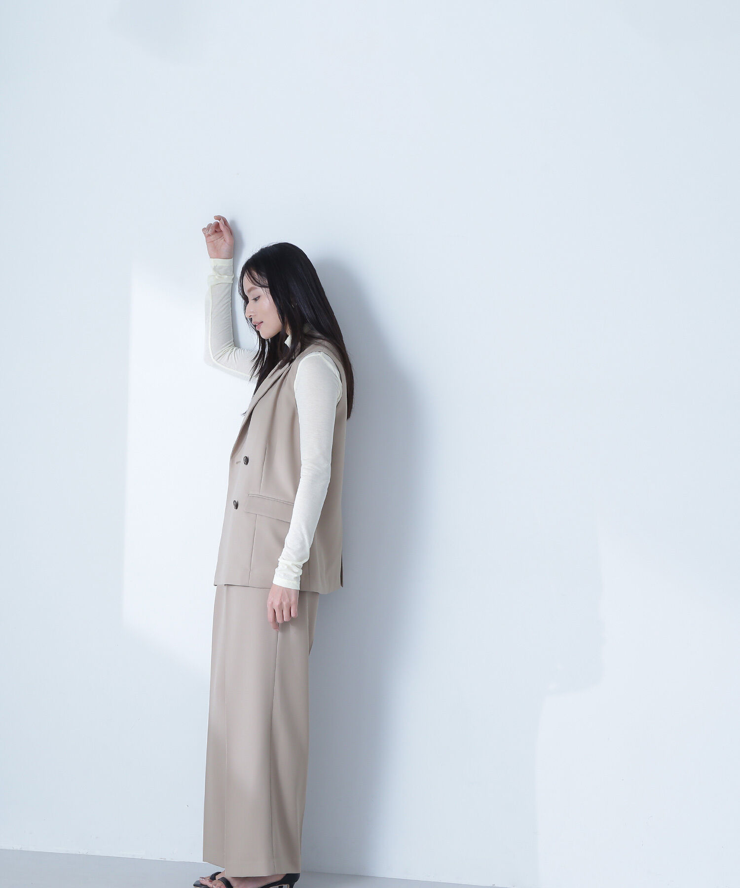  「リラクシーツイルシリーズ ダブルブレストテーラードジレ」|ブルゾン・スタジャン|