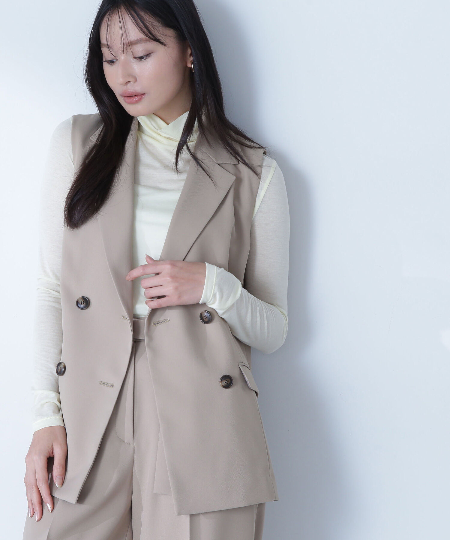  「リラクシーツイルシリーズ ダブルブレストテーラードジレ」|ブルゾン・スタジャン|