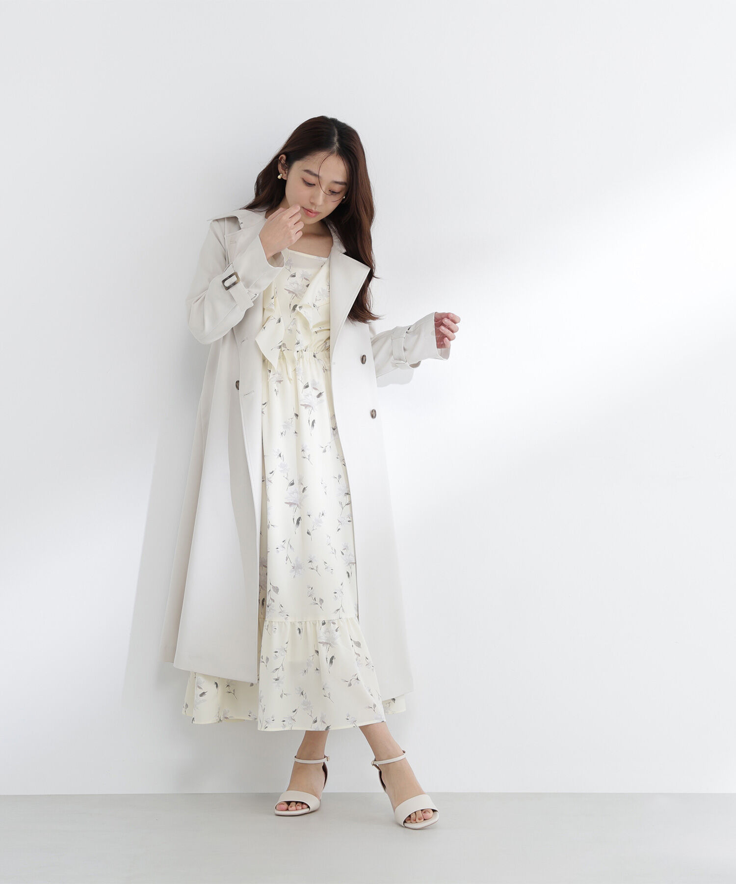  「ラッフルフラワープリントワンピース」|ワンピース|