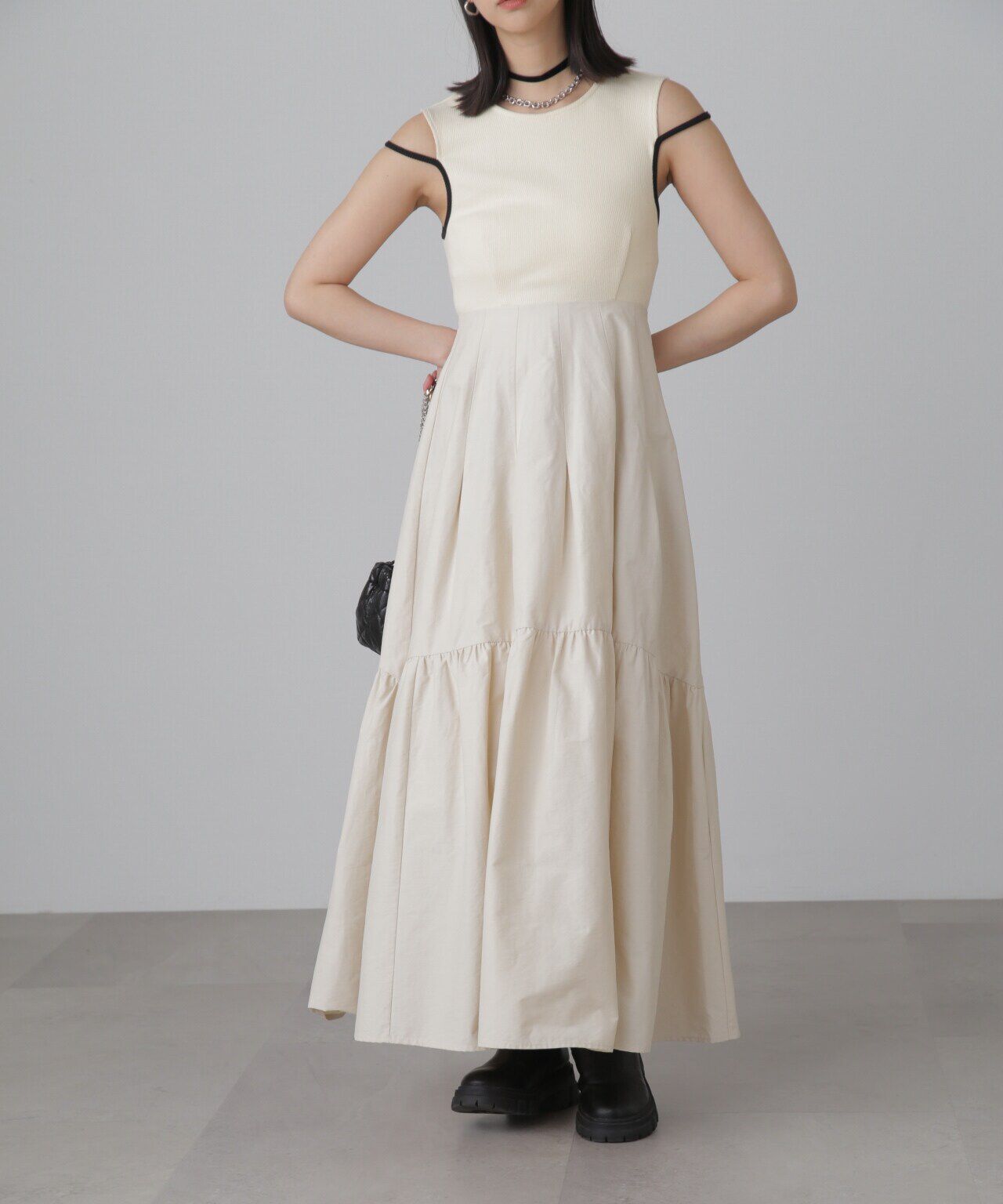  「ドッキングアウトカットフレアワンピース」|ワンピース|