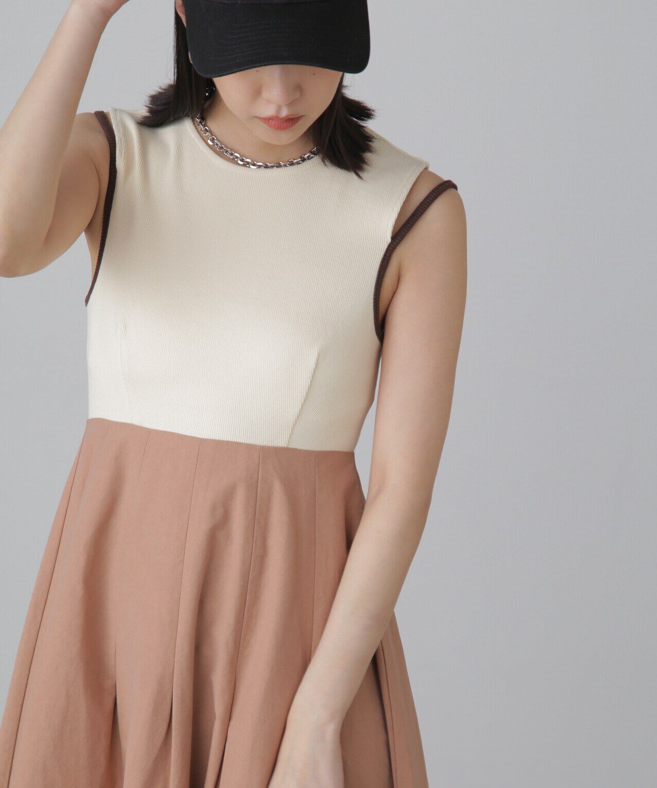  「ドッキングアウトカットフレアワンピース」|ワンピース|