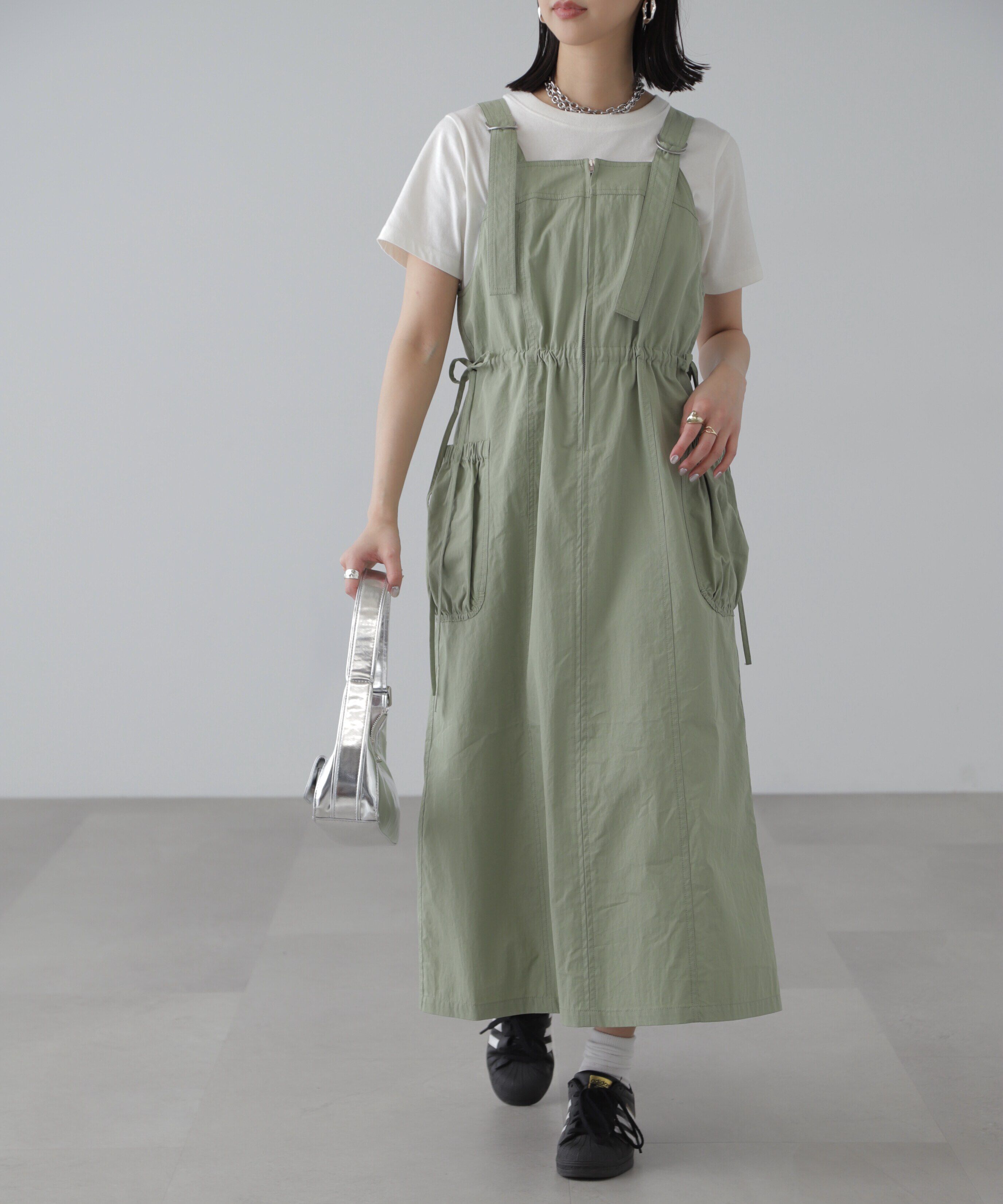  「フロントジップジャンパースカート」|ワンピース|カーキ