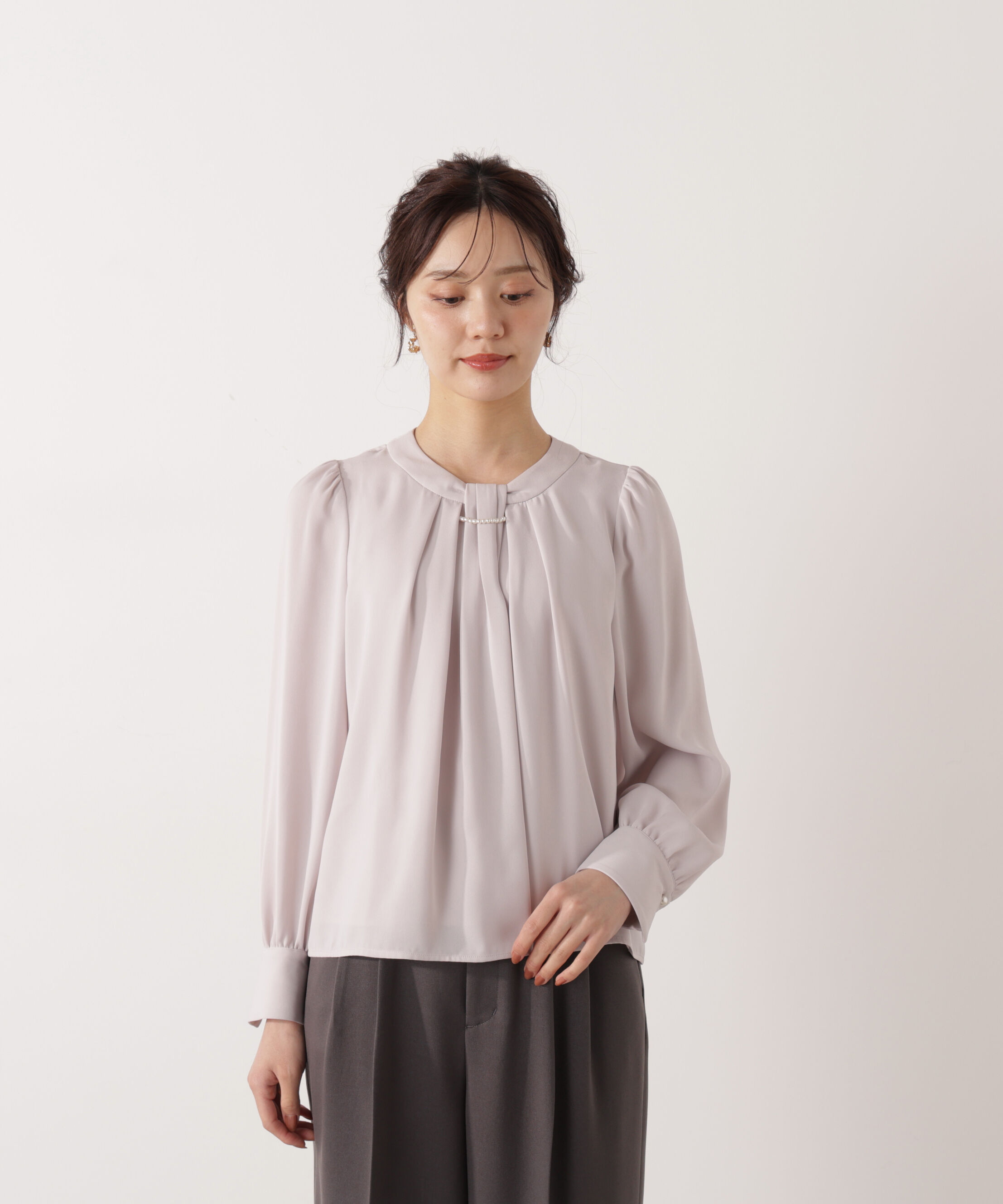 PROPORTION BODY DRESSING「パール付きベーシックブラウス 26SS」|シャツ・ブラウス|