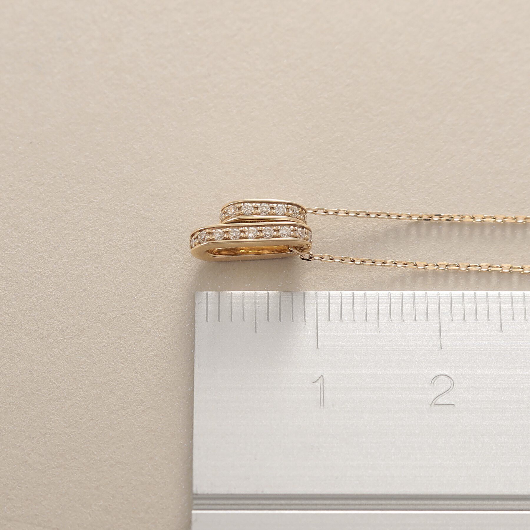 COCOSHNIK「K10【サステナブル】モアサナイトケーブルチェーンモチーフ ネックレス」|ネックレス|