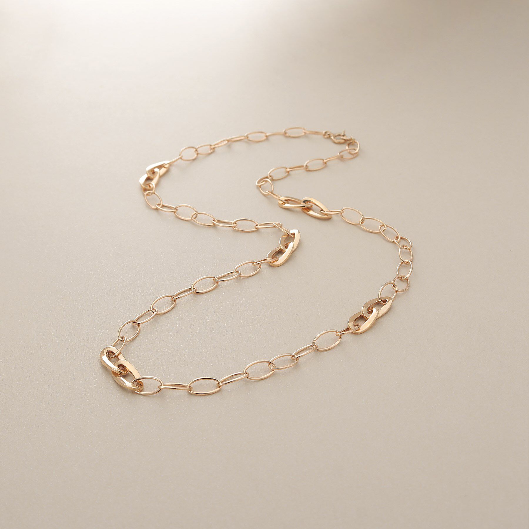 COCOSHNIK「K10PCフラットアズキステーション ネックレス」|ネックレス|イエローゴールド(1