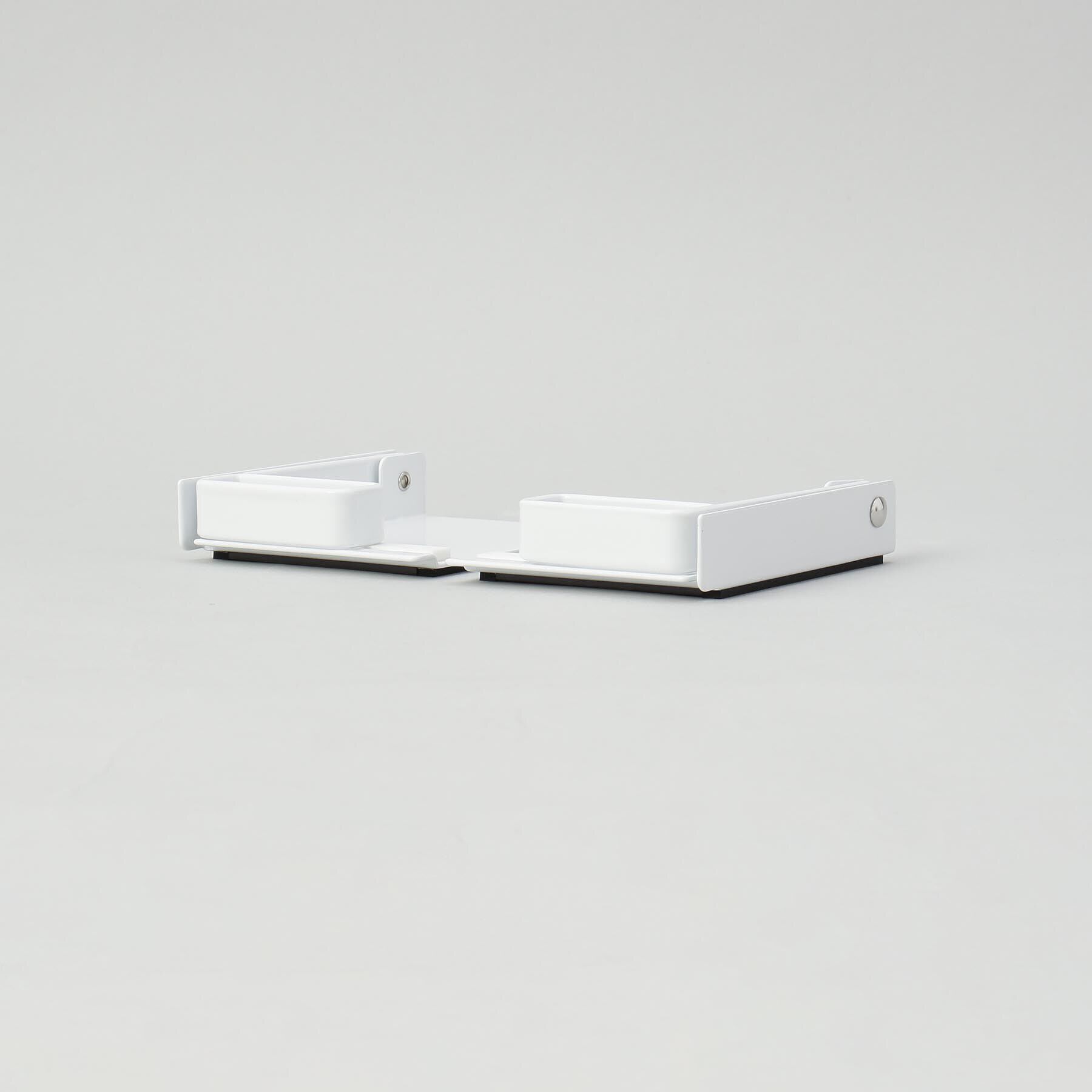 212 KITCHEN STORE「片手でカットマグネット挟み込み式キッチンペーパーホルダー WH 山崎実業 ＜tower タワー＞」|食器・キッチングッズ|