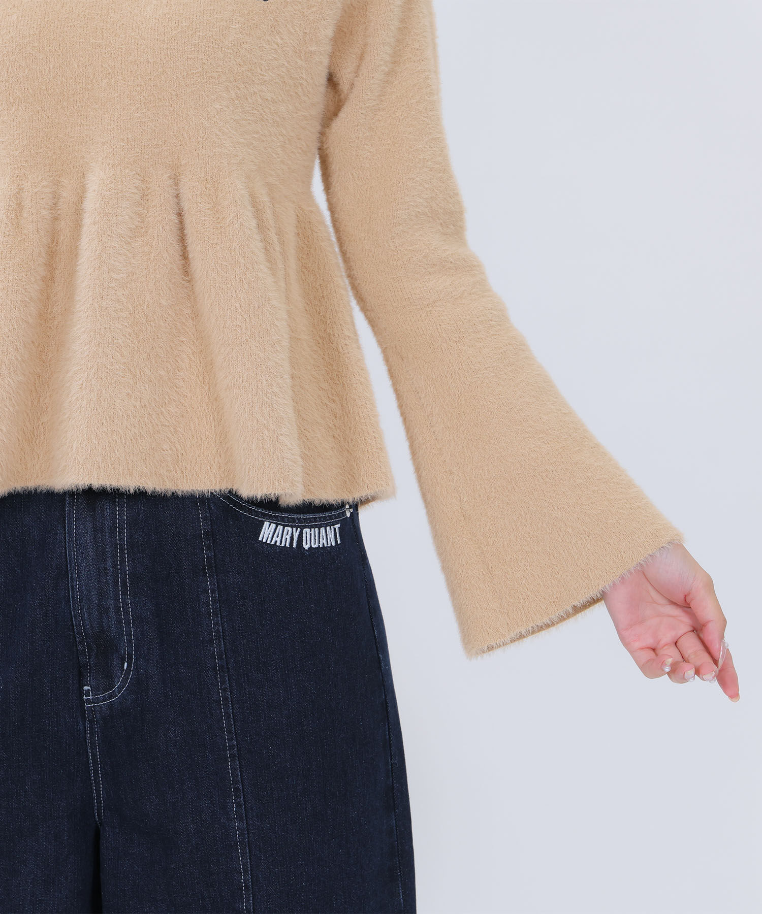 MARY QUANT「シャギーペプラム プルオーバー」|スウェット・ジャージ|