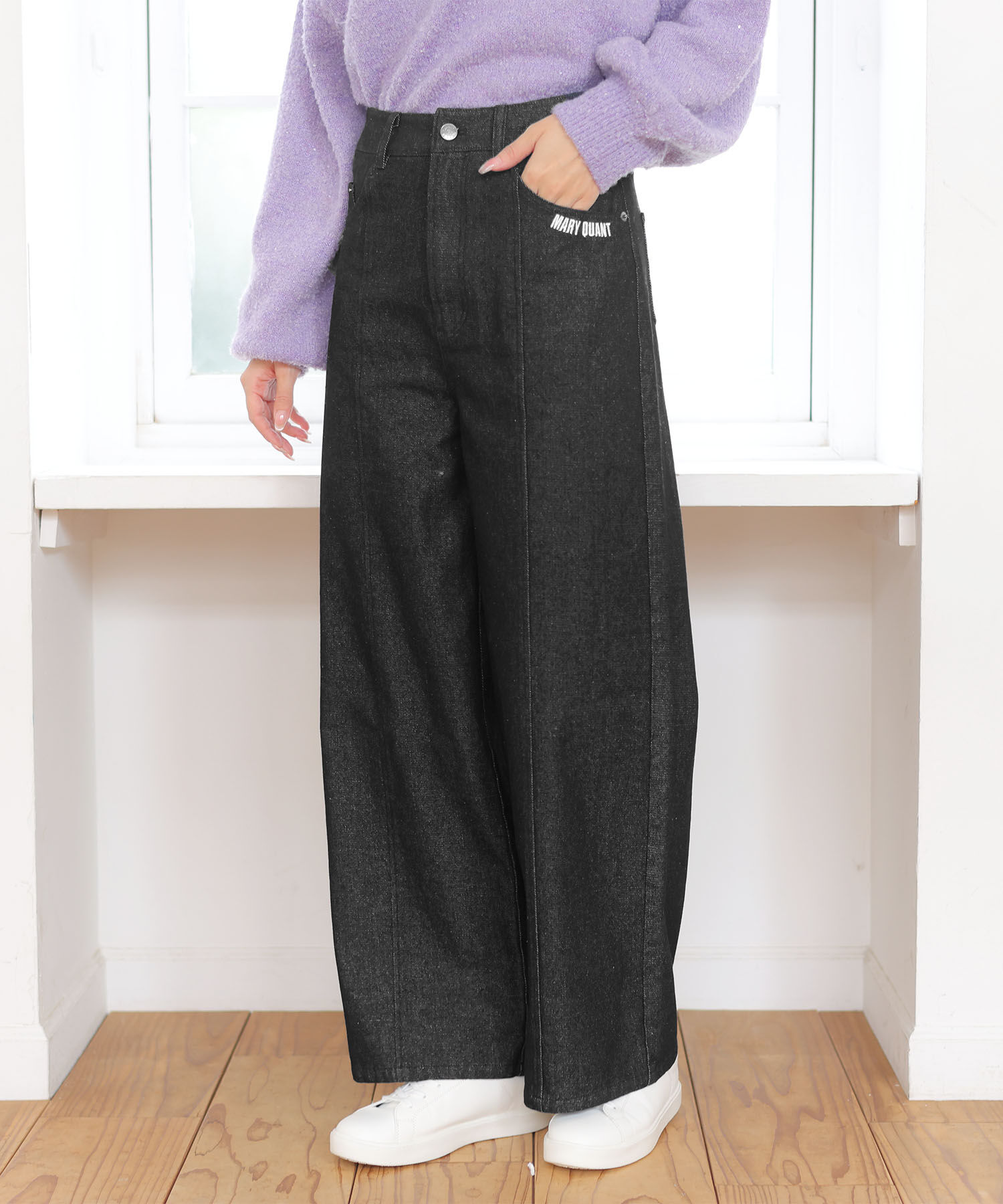 MARY QUANT「ペイントデイジーデニム パンツ」|デニム|ブラック