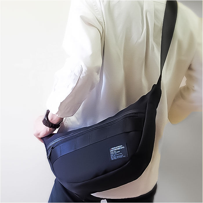 BACKYARD FAMILY「ショルダーバッグ 目弓型 通販 ショルダーバック ショルダー 斜めかけ カジュアルバッグ」|ショルダー・メッセンジャー|